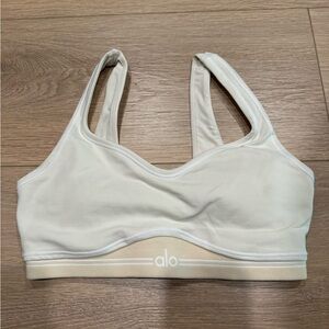 ALO Yoga Women's White Sports Bra